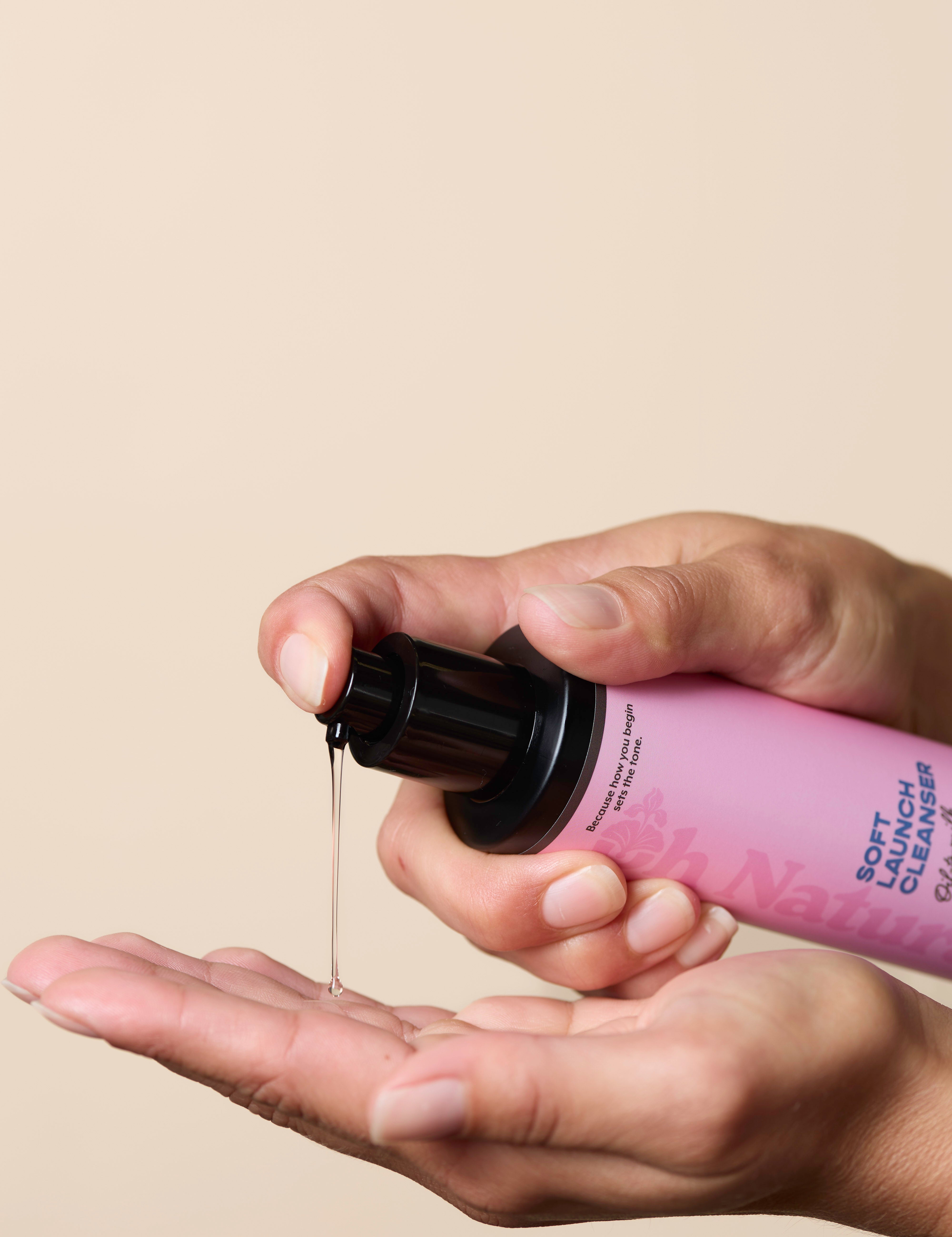 Oh Natural Soft Launch Oil-to-milk Cleanser