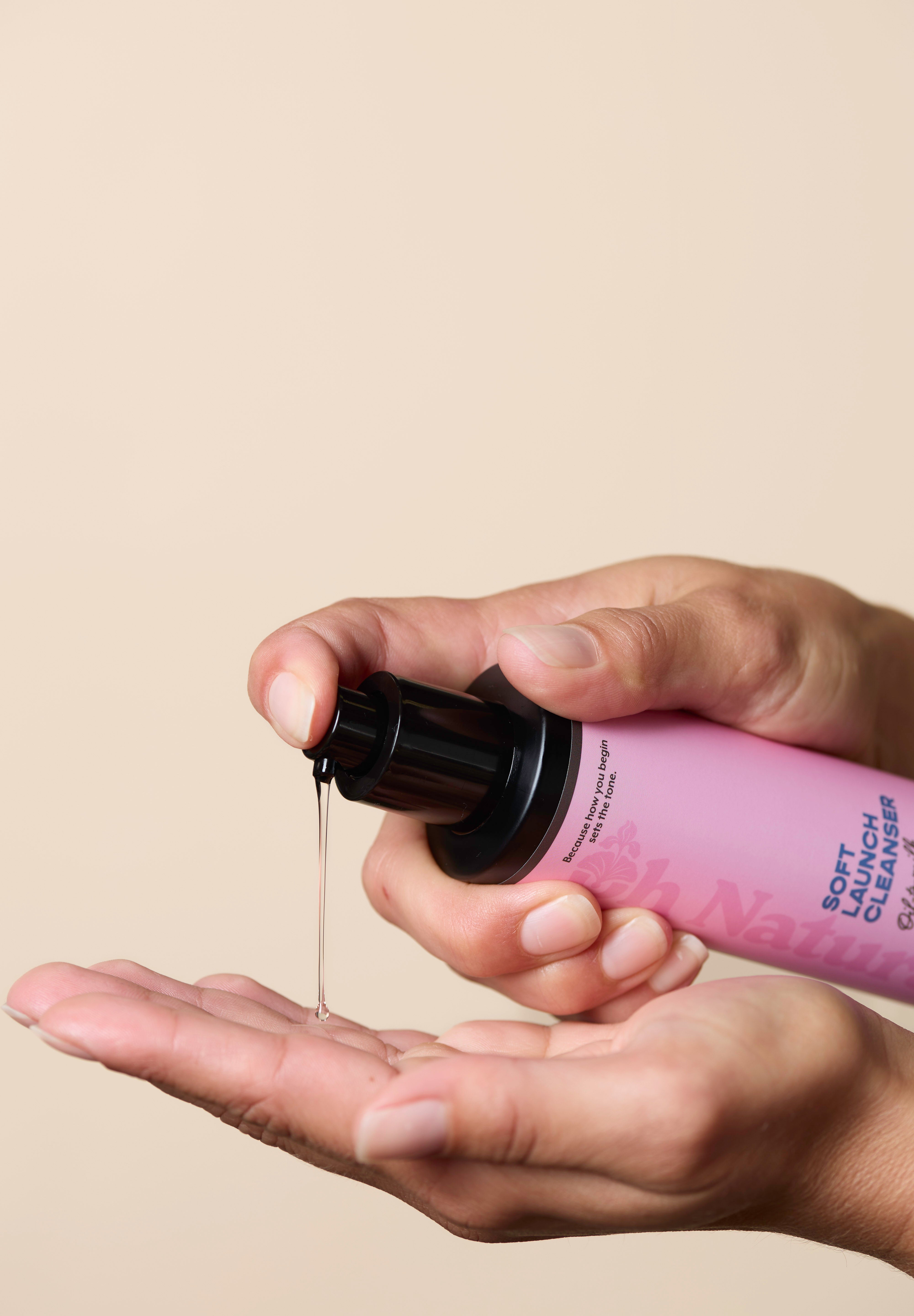Oh Natural Soft Launch Oil-to-milk Cleanser