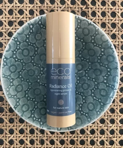 eco minerals radiance oil